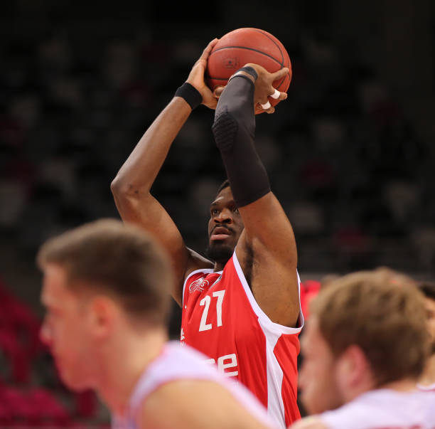 发挥出色 发挥出色