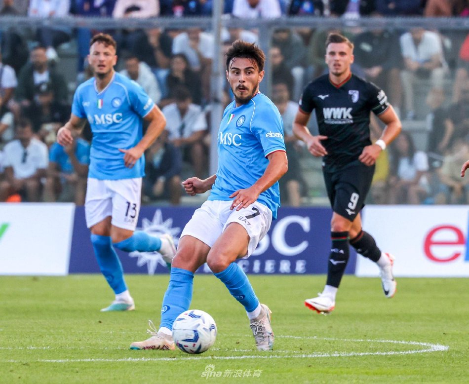 多场比赛的 多场比赛的