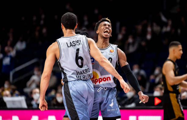 米兰福法纳 米兰福法纳