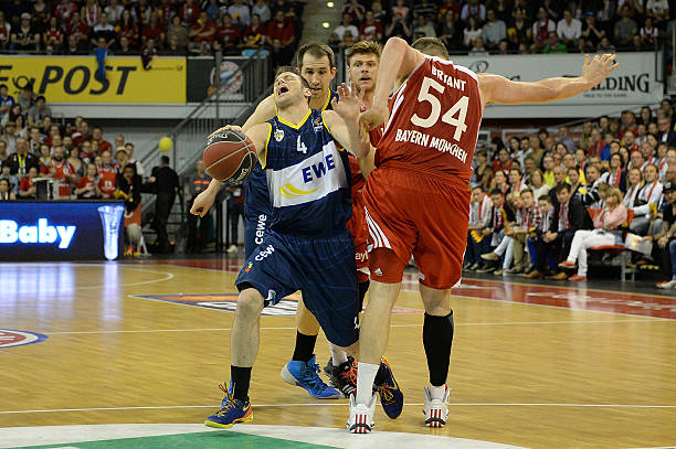 他们迅速进 他们迅速进